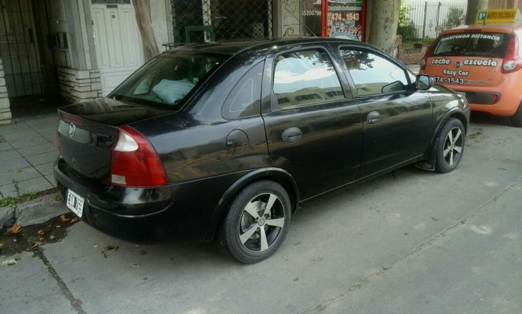 Vendo Urgente Corsa  con Gnc