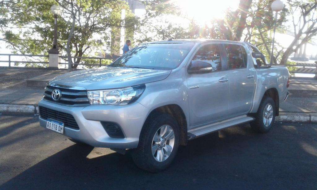 toyota hilux 