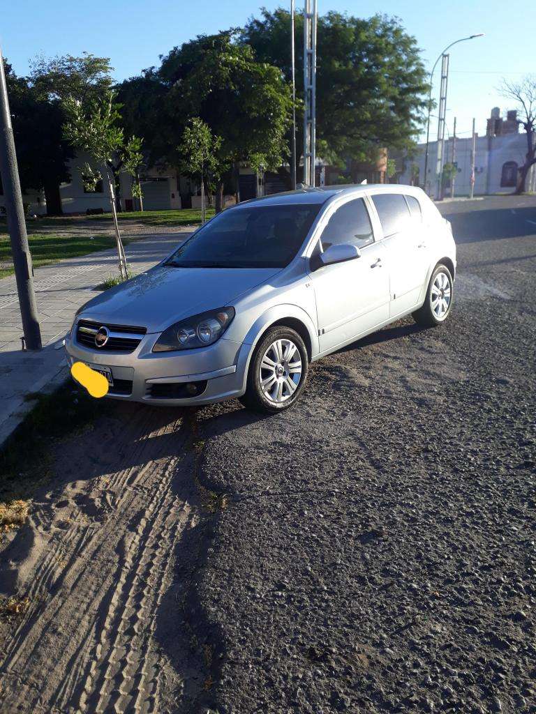 Vectra gls nafta impecable