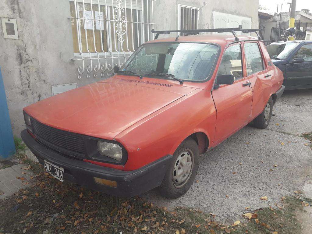 VENDO RENAULT 12 MOD. 