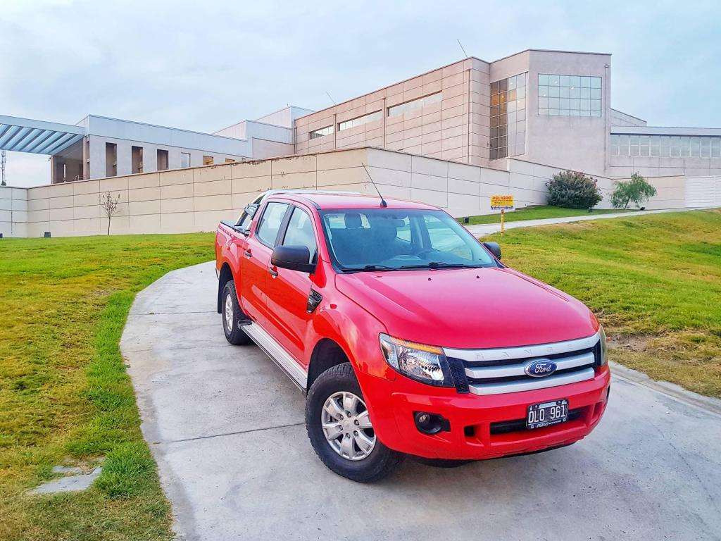 VENDO / PERMUTO / FINANCIO FORD RANGER 