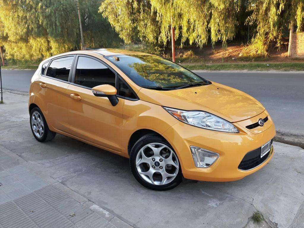 Ford Fiesta Kinetic  – “Desing Titanium” v