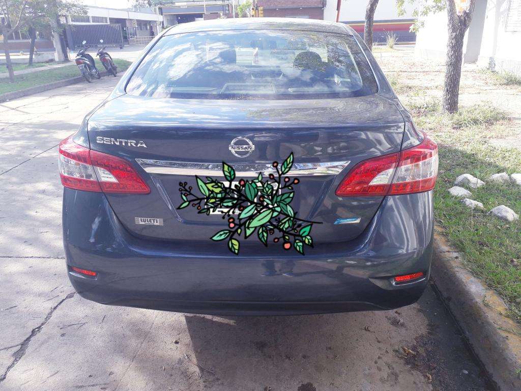 Nissan Sentra . Como Nuevo!!