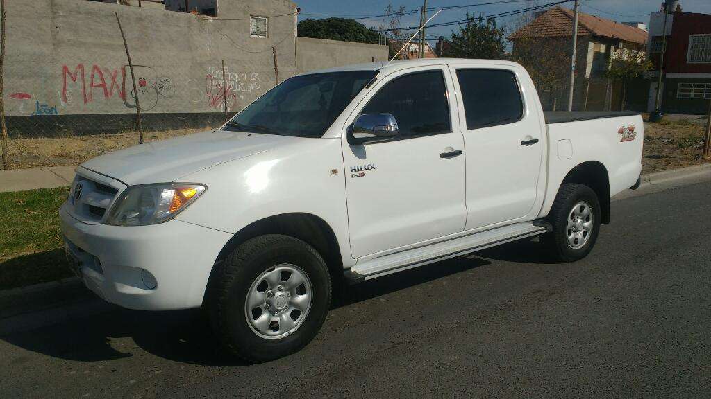 Vendo Toyota Hilux x4 Inpecable