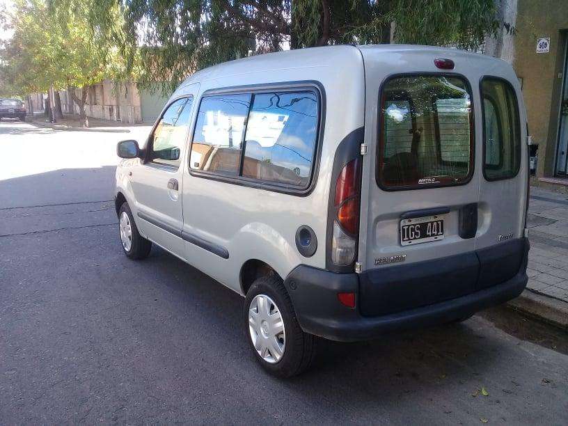 kangoo  familiar