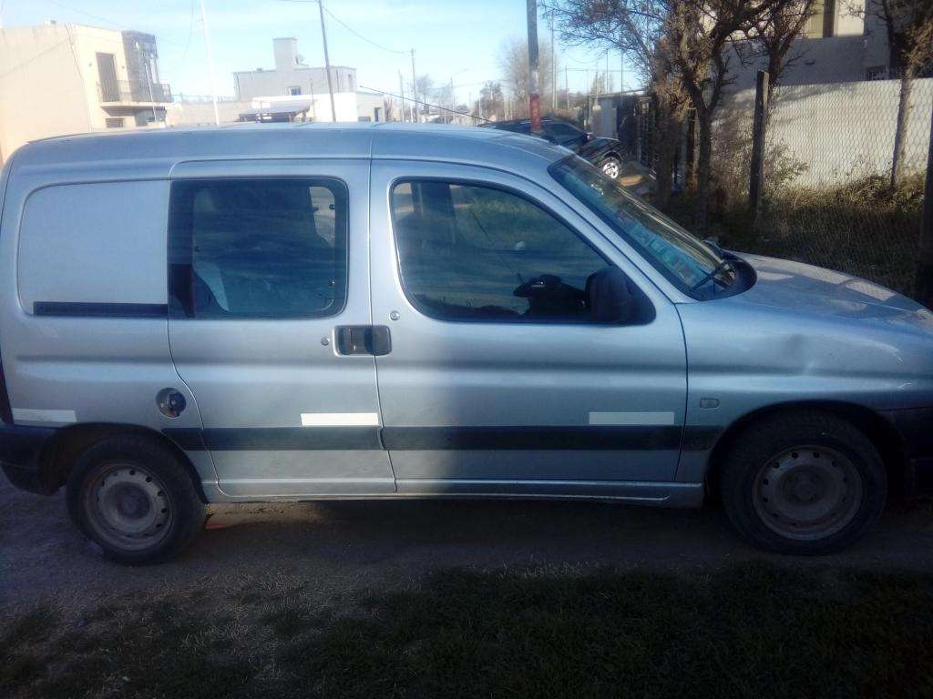 Vendo Berlingo buen precio