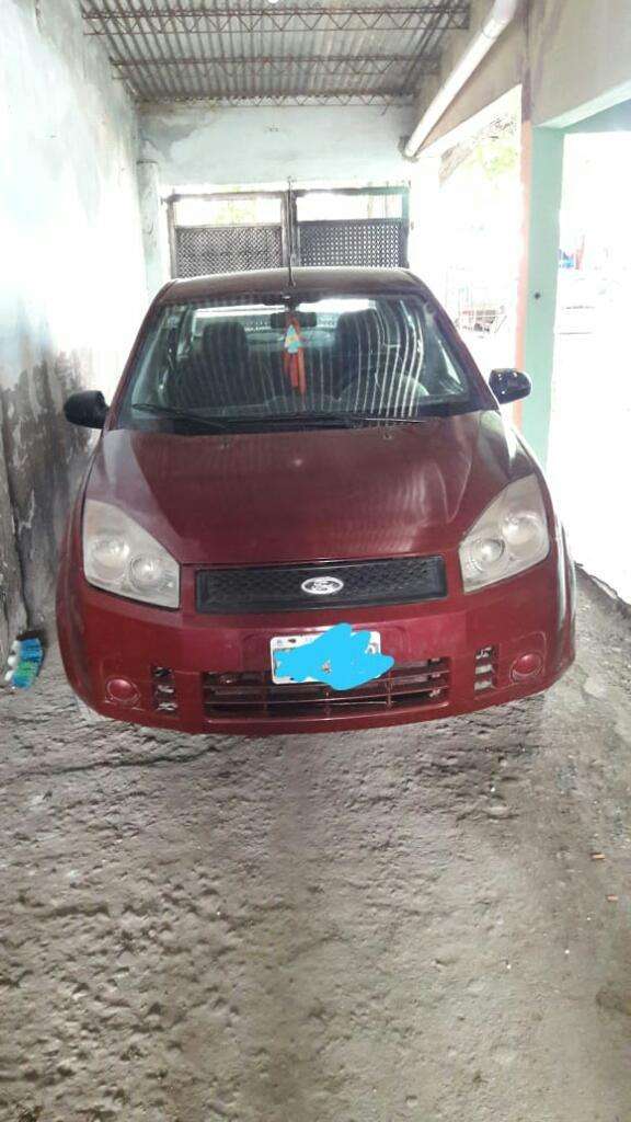 Vendo Fiesta Max  Gas Y Nazta