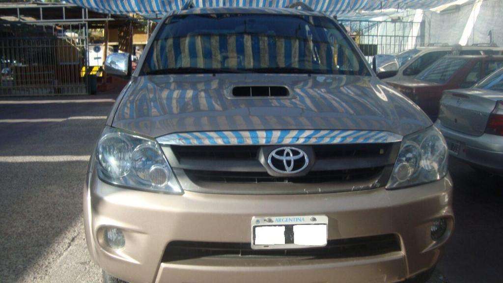 VENDO TOYOTA HILUX 3.0 TDI SRV