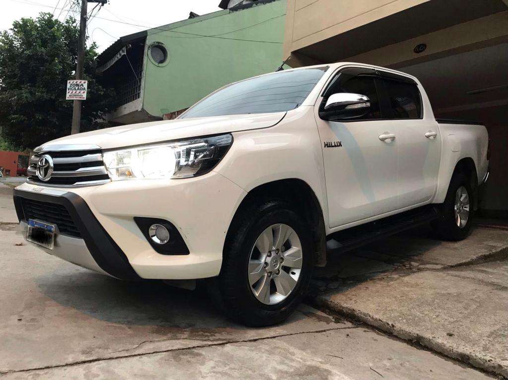 Toyota Hilux Srv 