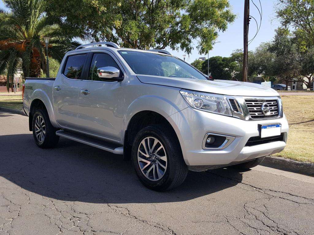 Nissan Frontier 4x2 LE UNICA!! km  PERMUTO o