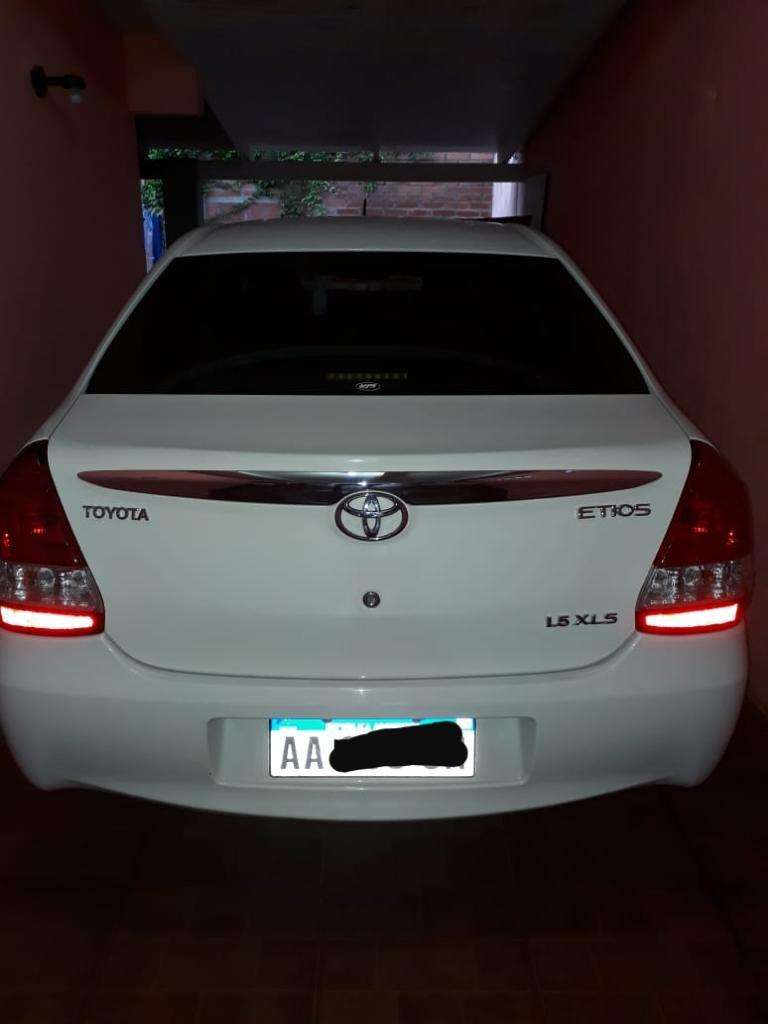 Toyota Etios Xls 