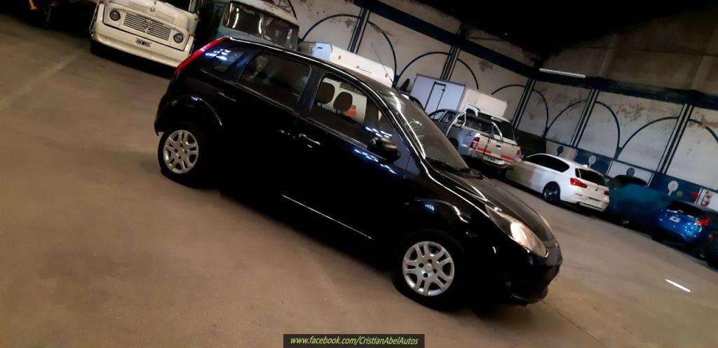 Ford Fiesta 1.6 Ambiente  ** SOLO  KMS **