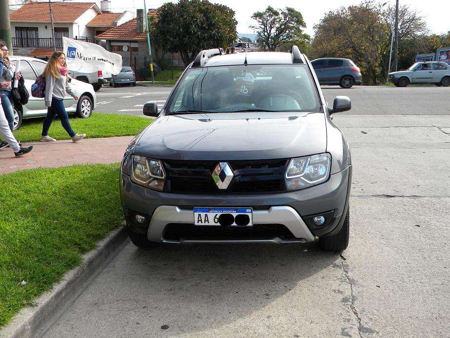 RENAULT DUSTER OROCH 1.6 DINAMIQUE 