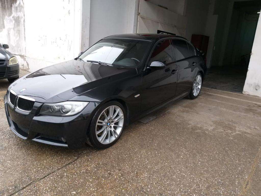 Vendo Bmw 335i-kit M Sport Bi Turbo