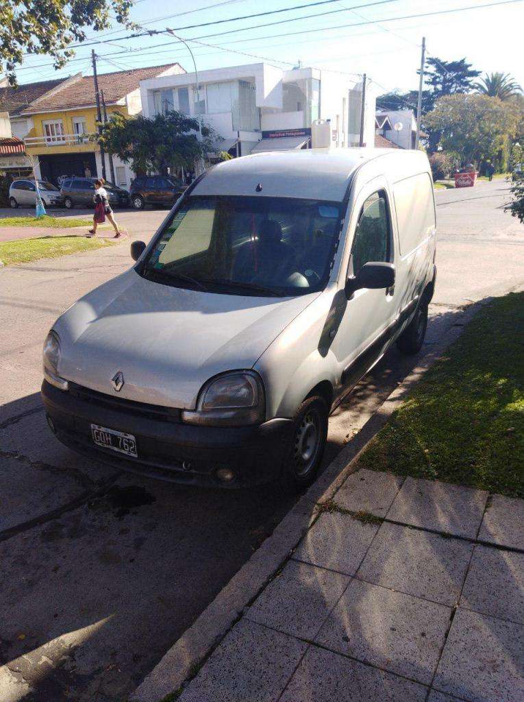 Dueño Vende Renault Kangoo 