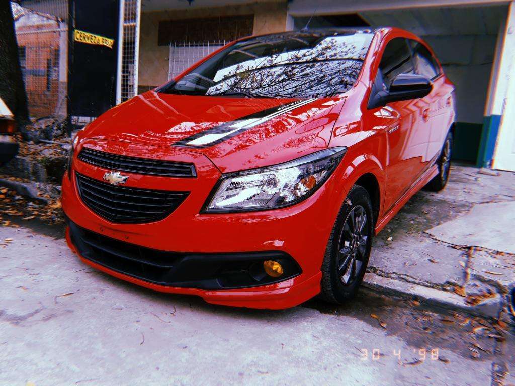 Vendo Permuto Chevrolet Onix Effect Gama