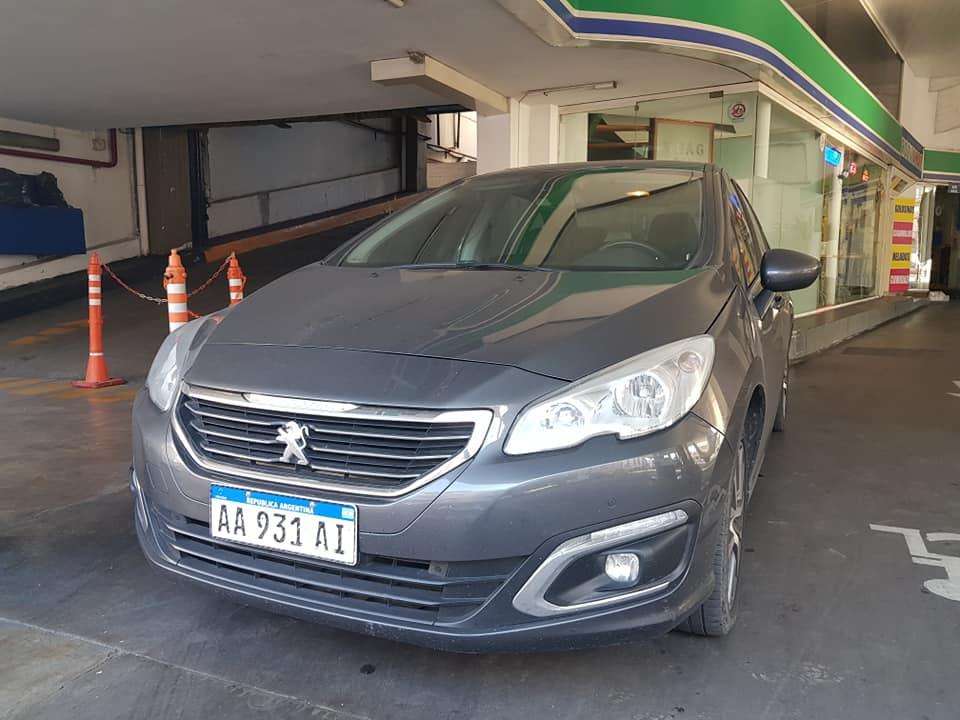 Peugeot 408 Feline 1,6 Thp Mod  Dueño