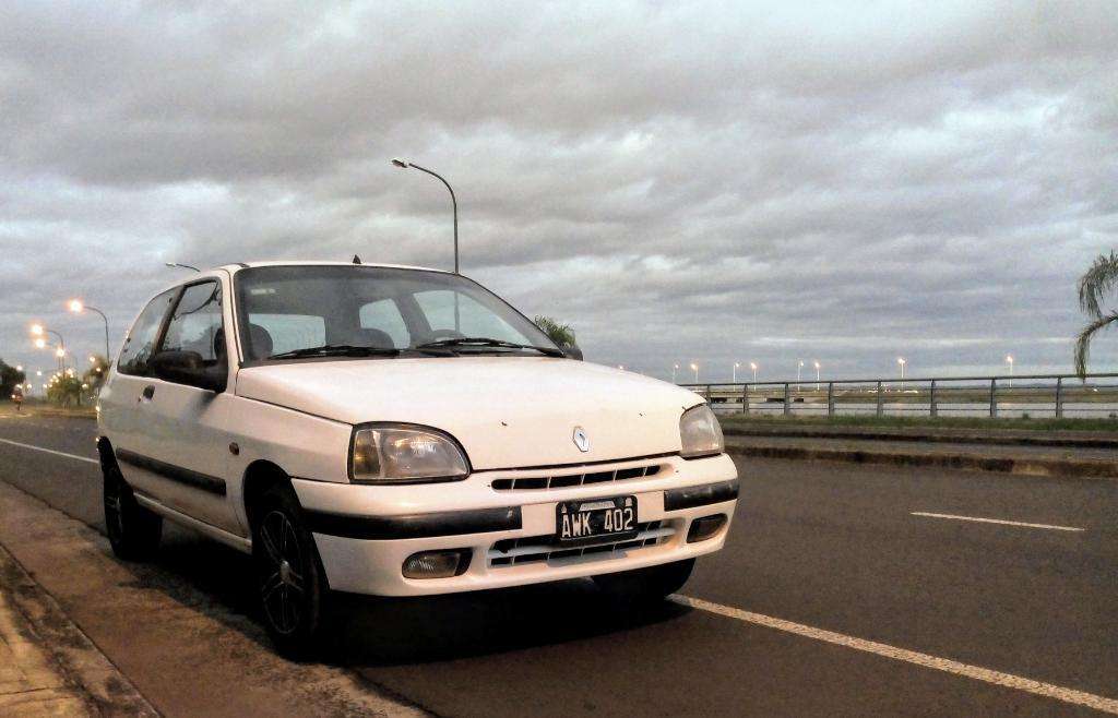 Renault Clio Rn 1.6 Nafta '96