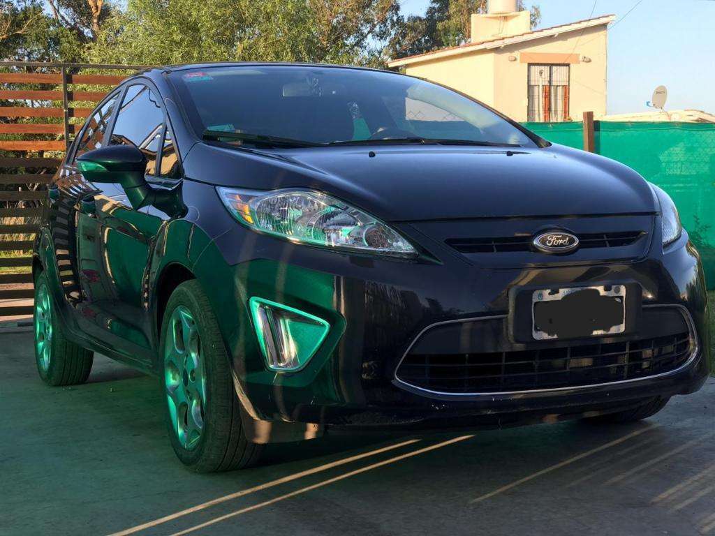 Ford Fiesta Kinetic Titanium 