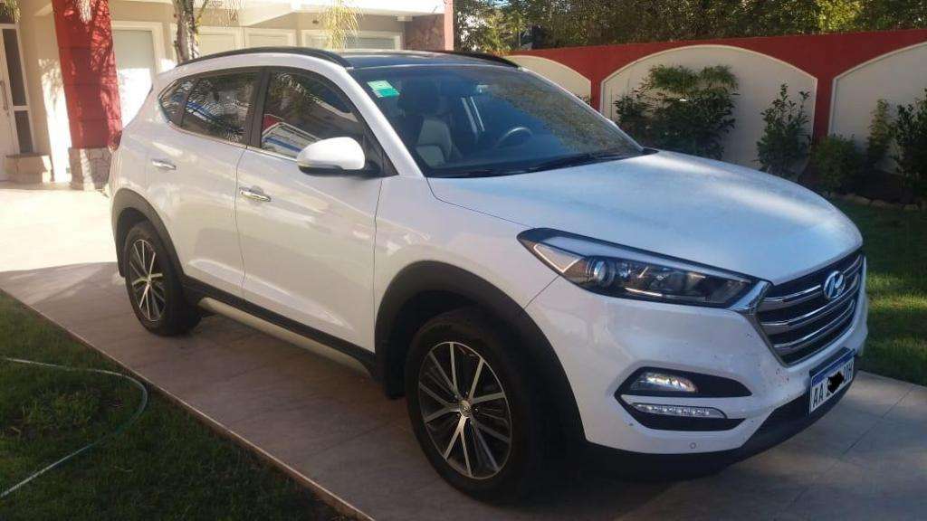 HYUNDAI TUCSON 4X