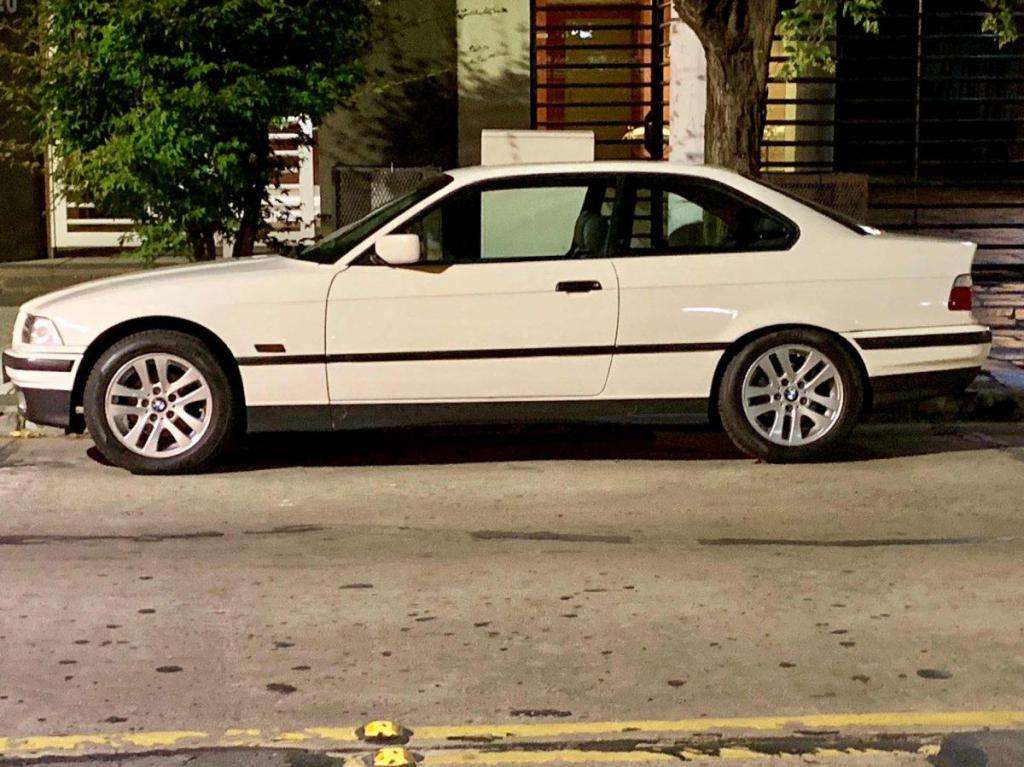 BMW Serie i 24v Coupe