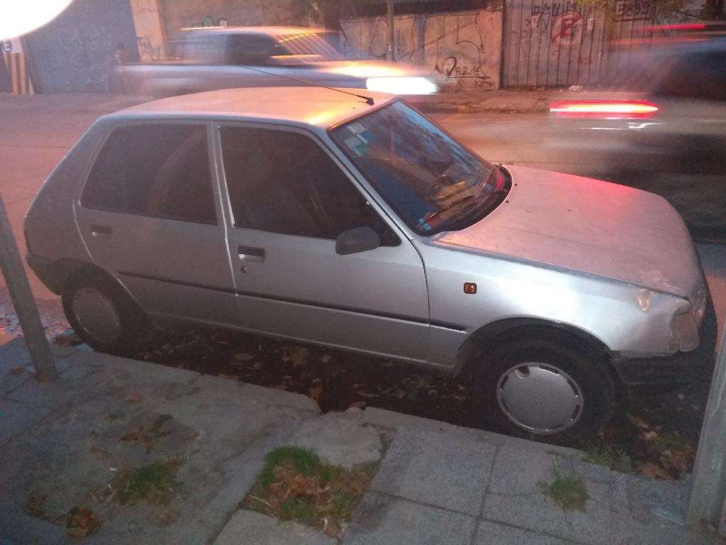 Vendo Peugeot 205