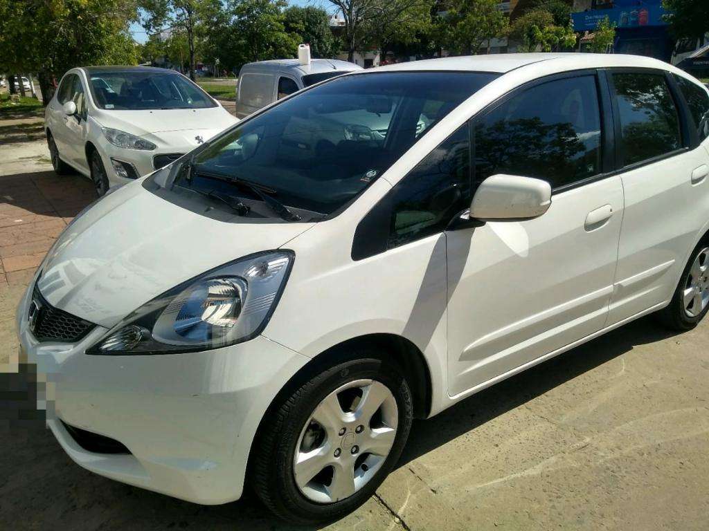 Honda Fit Lxl  con km Unico