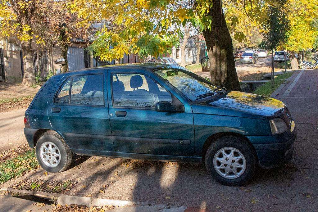 Renault Clio RT 1.6 Nafta