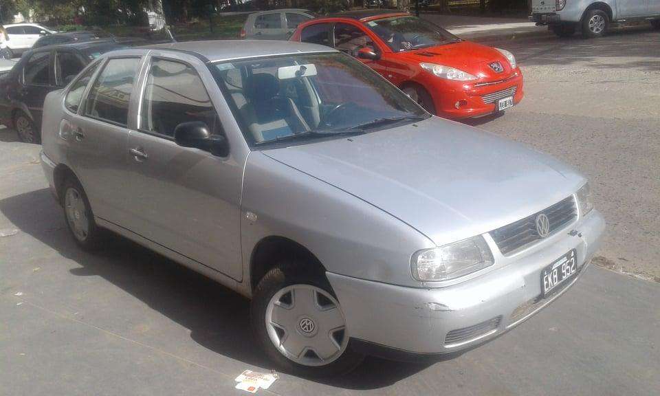 VW POLO 1.6 AÑO 