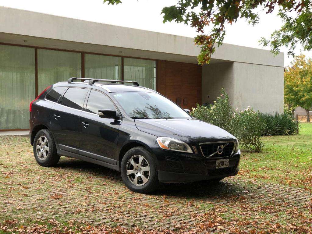 Volvo XC60 T - IMPECABLE