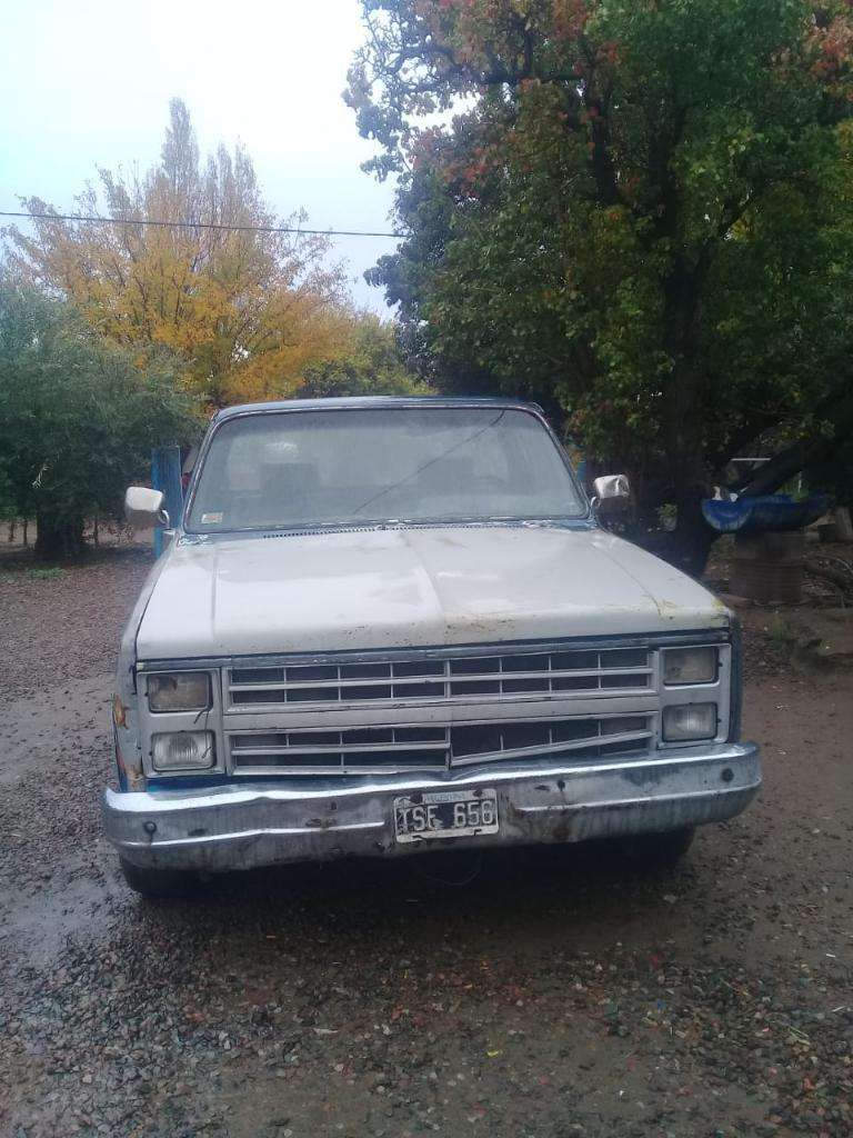 Vendo Chevrolet Silverado 86