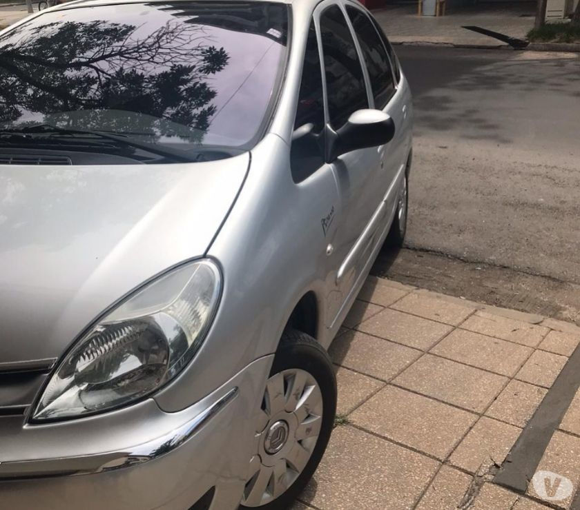 Vendo o Permuto Xsara Picasso en EXCELENTE estado.