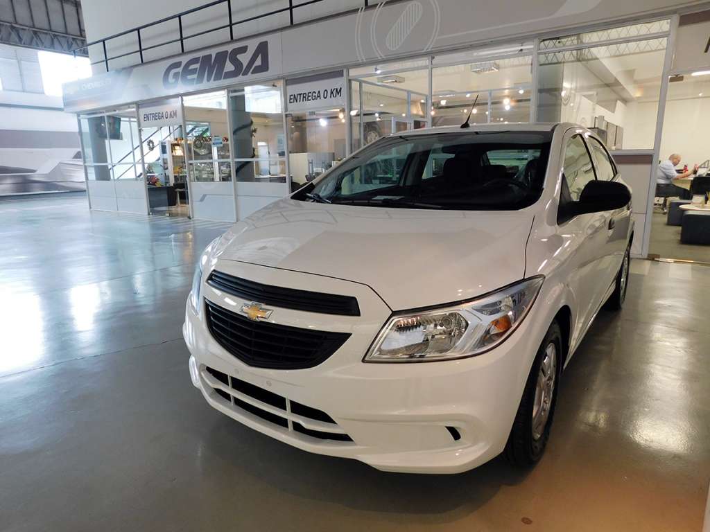 Chevrolet Onix Joy km