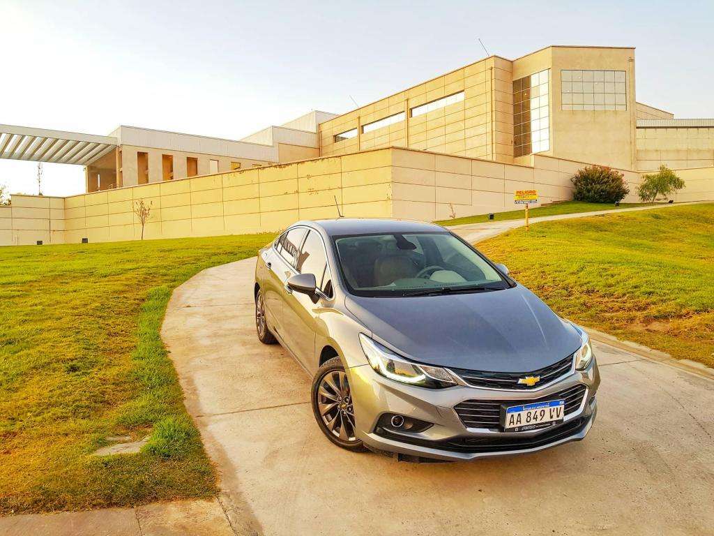 VENDO / PERMUTO / FINANCIO CHEVROLET CRUZE LTZ 