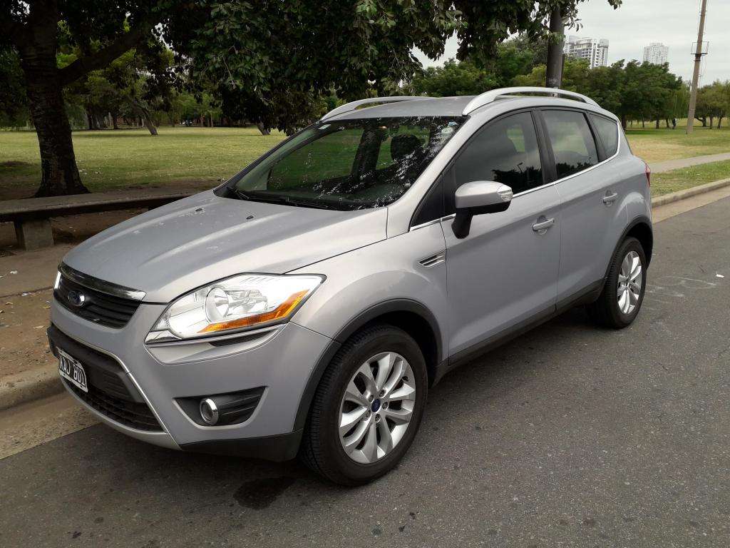 Ford Kuga 25T  Impecable