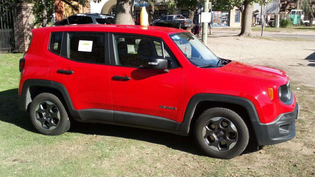 Jeep Renegade 1.8 Sport modelo  "IMPECABLE"