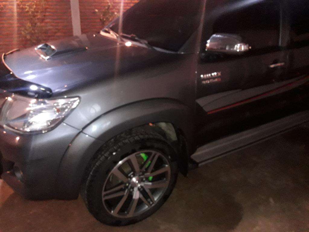 Toyota Hilux  Impecable