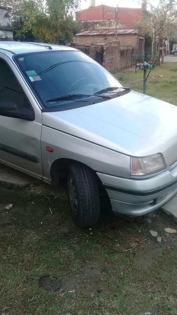 Vendo Clio Modelo 94