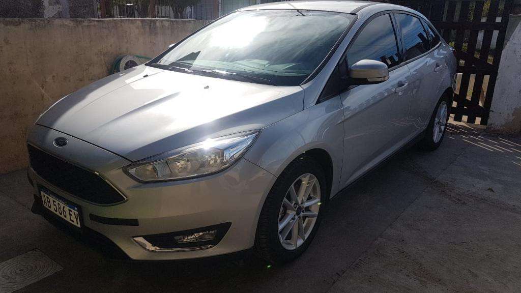 Excelente Ford Focus Se 2.0 Cuero