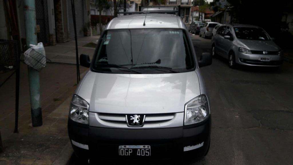 VENDO O PERMUTO PEUGEOT PARTNER 1.4 NAFTA 