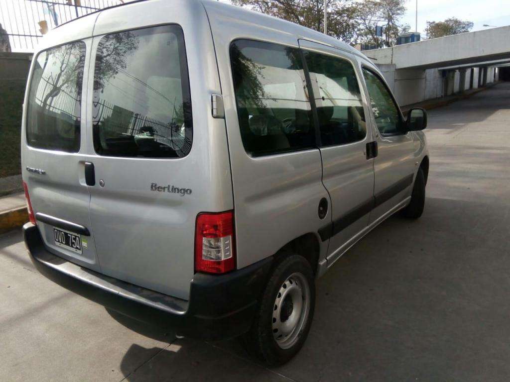 Citroen Berlingo vidriada