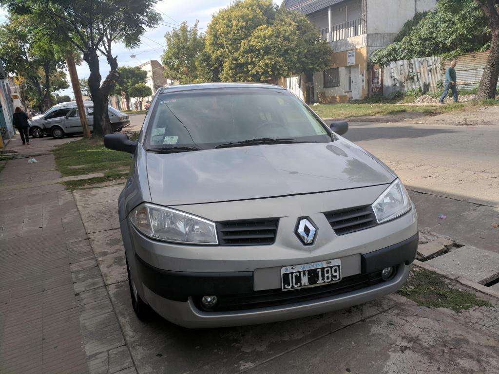 Megane II  confort plus km Excelente