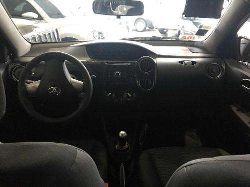Toyota Etios Taxi C/ Licencia Financio C/dni Valor Suj A Mod