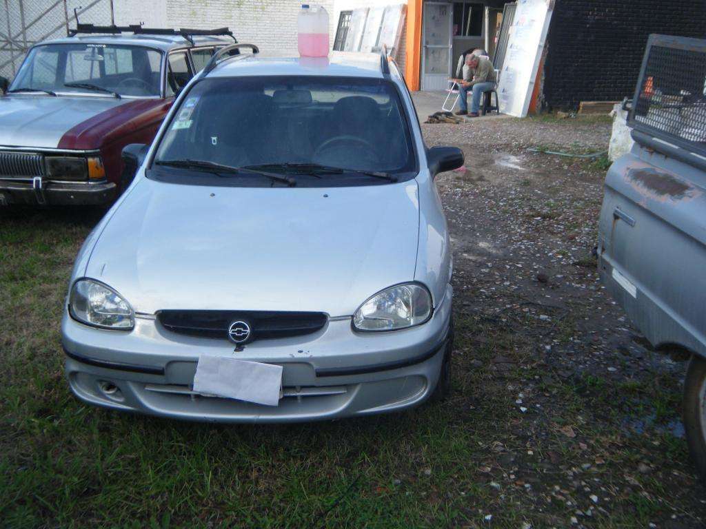 chevrolet corsa 1.6 wagon