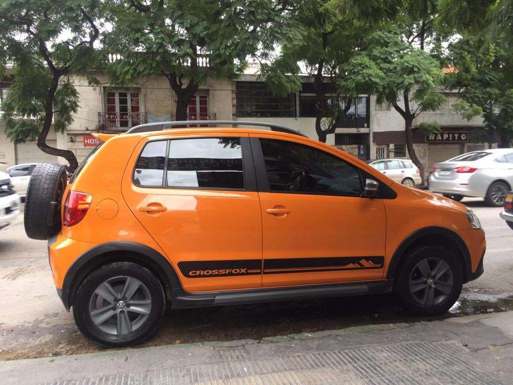 VOLKSWAGEN CROSSFOX HIGHLINE 1.6 MODELO 