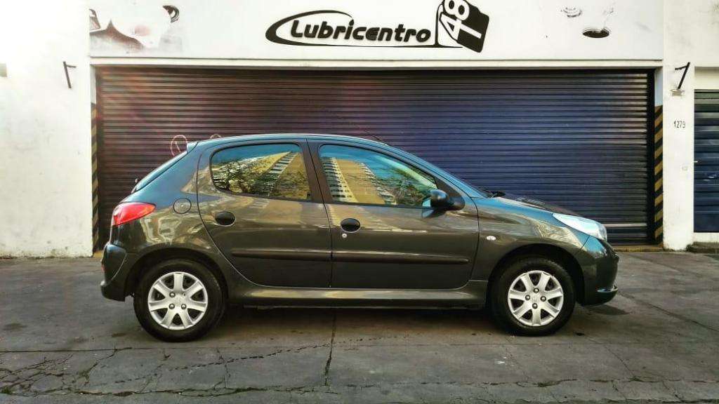 IMPECABLE PEUGEOT 207 COMPACT