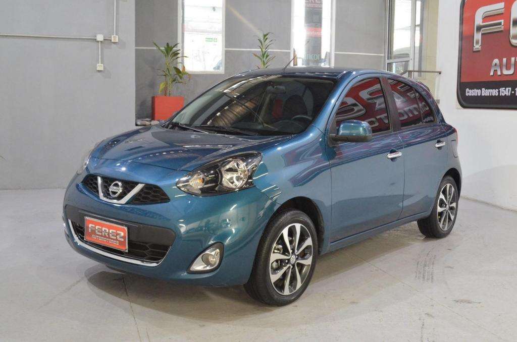 Nissan march advance media tech nafta  at azul IMPECABLE