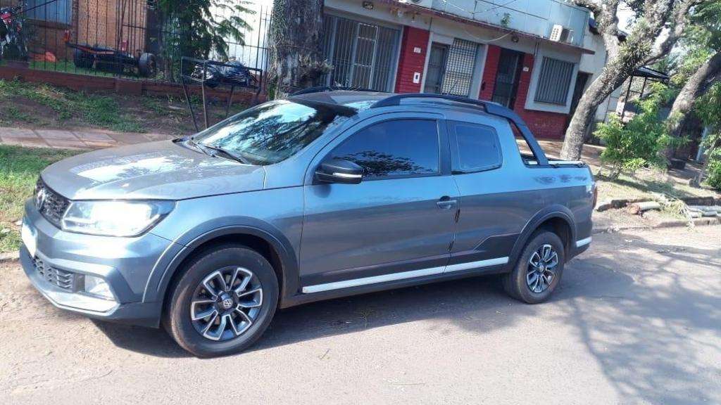 VENDO VW SAVEIRO CAB DOBLE CROSS HIGH 