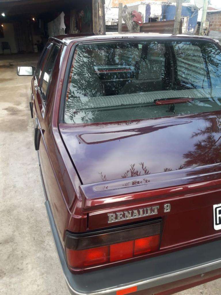 Vendo Renault 9 Exelente Original