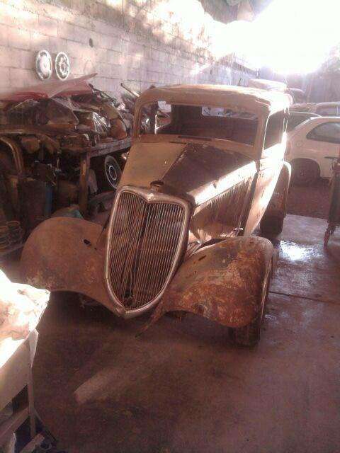 Ford  C/Papeles sin Motor
